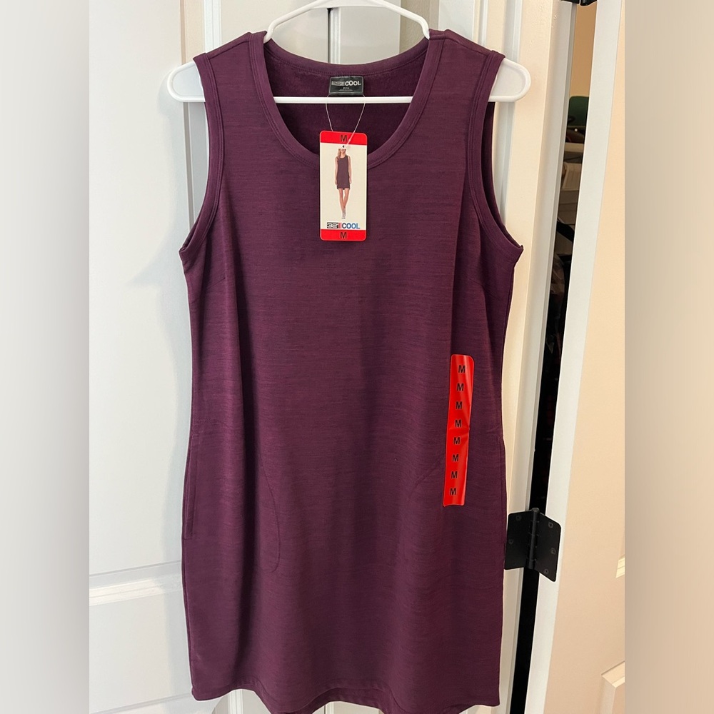 32 Degrees Sleeveless Dress - Medium